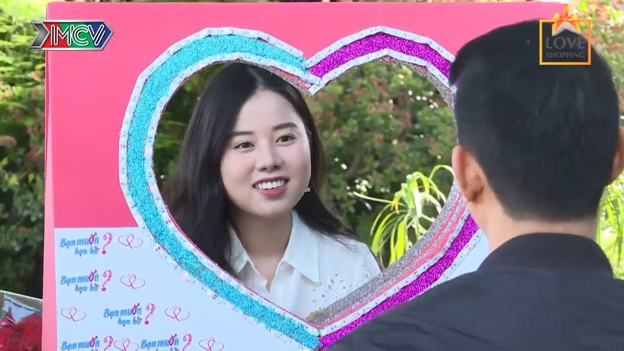 Nàng kĩ sư Việt kiều Mỹ XINH NHƯ BÚP BÊ  đàn hát CỰC ĐỈNH khiến chàng trai say đắm NHÌN KO CHỚP MẮT