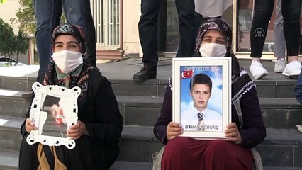 'Diyarbakır anneleri' bir evladın daha ailesine kavuşmasının sevincini yaşıyor