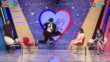 Chàng trai mang SÚNG NƯỚC đến BMHH và màn tỏ tình vô cùng vô cùng LỢI HẠI