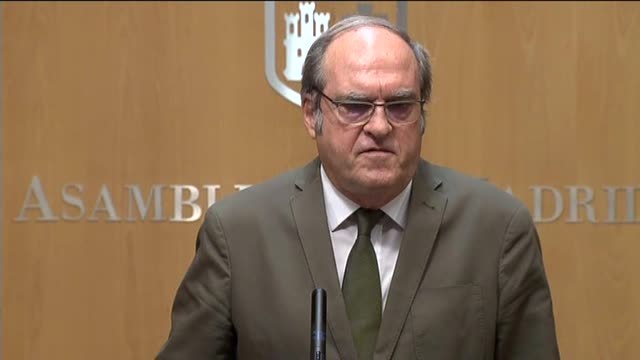 Gabilondo: Hay que intervenir contra el virus, no contra otras cosas