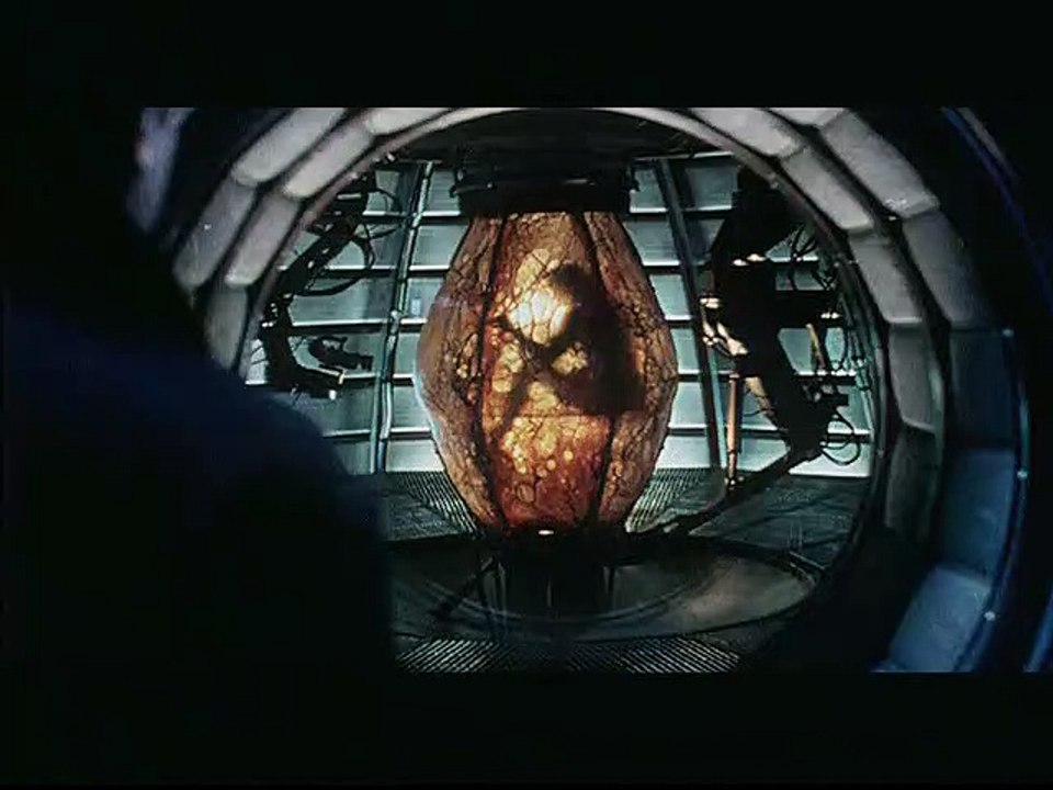 Replicant - Tráiler español