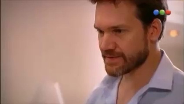 Juan Gil Navarro, Miguel Ángel Solá y Esther Goris.