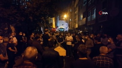 Özel hastane önünde ölen vatandaş için evinin önünde helallik alındı