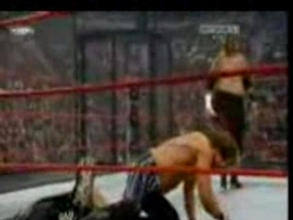 Raw Elimination Chamber at no way out p 2