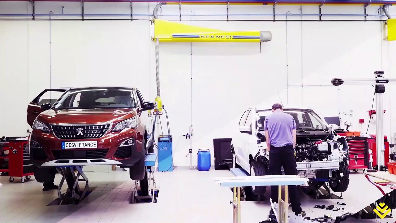 Crash test de la nouvelle Renault Zoé au Cesvi France (Poitiers)