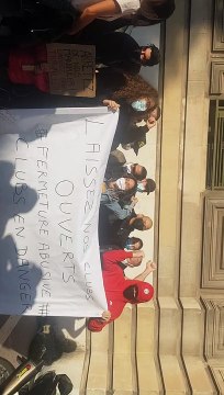 Les gérants de salles de sport mobilisés ce matin devant le tribunal de commerce de Marseille