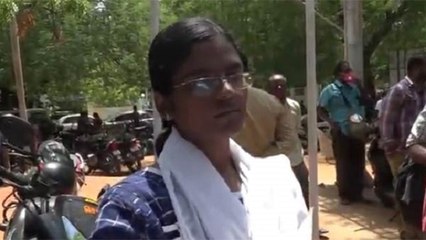 தவறாக நடந்து கொண்ட பனியன் கம்பெனி மேனேஜர்.. புகார் கொடுத்த இளம்பெண் பேட்டி - வீடியோ