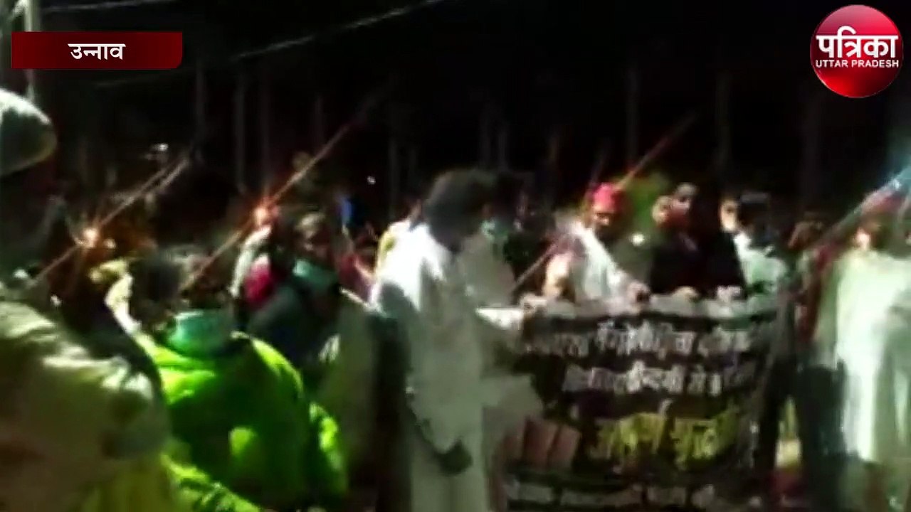 महिला होने के नाते महिलाओं का दर्द समझें और राज्यपाल योगी सरकार को बर्खास्त करें