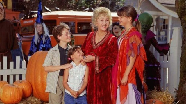 Halloweentown Meine Oma Ist Ne Hexe Trailer Deutsch German 1998 Video Dailymotion