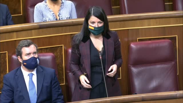 Olona a Iglesias: En Vox las patadas en el culo las pegamos con la ley en la mano