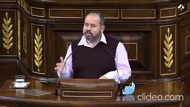 La tremebunda desmemoria del podemita Joan Meana provoca que acuse al PP de hacer unos recortes perpetrados por Zapatero