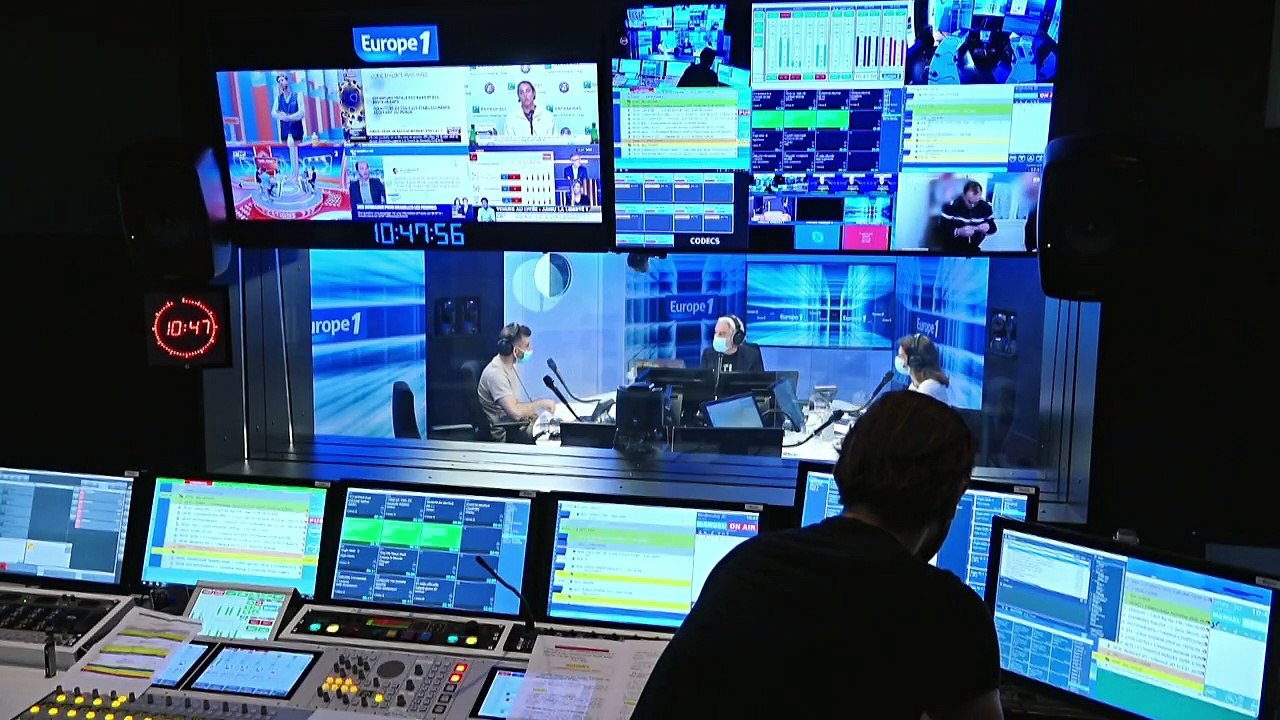 "La petite maison dans la prairie" : Kheiron encense une série "sous-cotée" et "brillante"