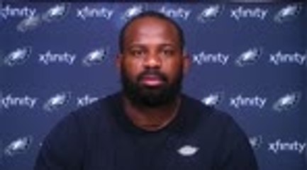 Fletcher Cox shows his support for struggling Wentz