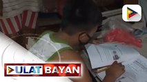 Mga estudyante at mga guro, patuloy ang paghahanda para sa distance learning; DepED: Hindi kailangan ng gadget para makapag-aral ngayong may pandemic