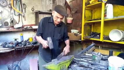 85 yaşındaki demirci ustası eski metallere yeniden hayat veriyor - AMASYA