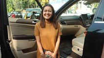 Neha Kakkar ने खुश होकर यूं दिया मीडिया को पोज़; Versova में क्या कर रही है Neha ? | FilmiBeat