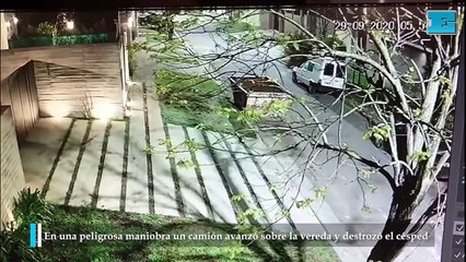 Denuncian peligrosa maniobra de un camión recolector en Gorina