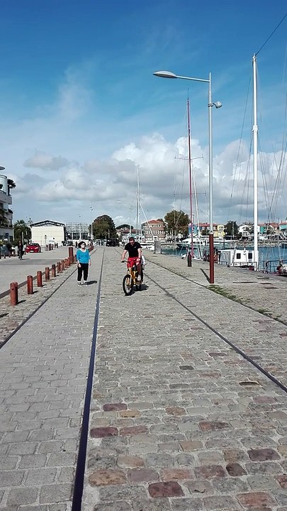 A l'occasion du passage du tour de France en Charente Maritime France bleu et Cyclable La Rochelle vous offraient un super vélo Yuba