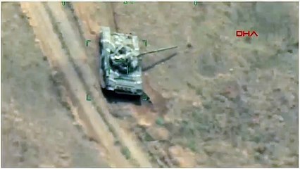 Son dakika... Azerbaycan iki Ermeni tankının vurulma anlarını paylaştı