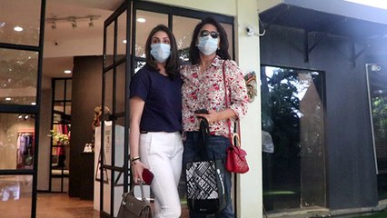 Riddhima Kapoor and Neetu Kapoor stepped out for shopping in Bandra | FilmiBeat