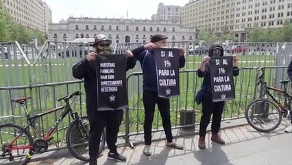 El arte chileno protesta por su situación de marginalidad tras cierre del ocio