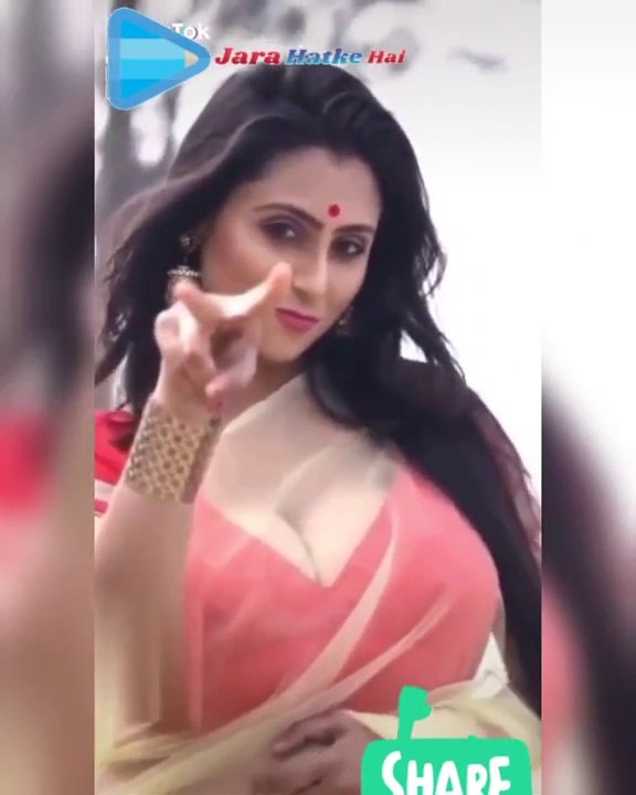 Teri Bina - Salman Khan #sareedance #tiktok #bellydance #sexiest #hottest #vmate #hot #sexy  #vigo
