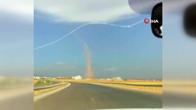 Hatay'da korkutan hortum kamerada