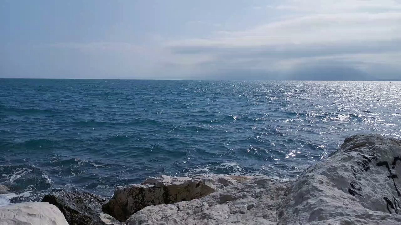 Beach natural beautiful scene royalty Free  Stock no copyright background  video, creative common Free for commercial use, dron aerial view 4K- or full HD, in the world (4)
