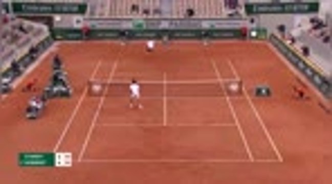 Zverev outlasts Herbert in thrilling five-set clash