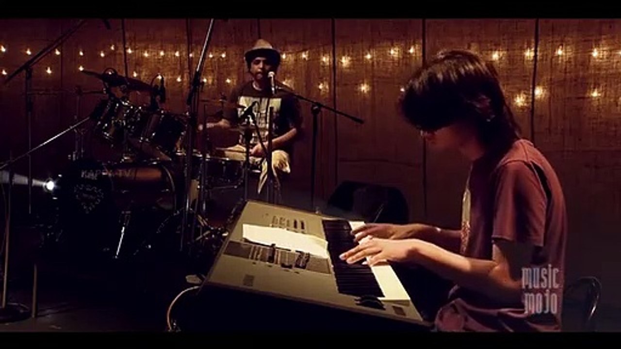 Whole by Suraj Mani & The Tattva Trippers - Music Mojo Kappa TV