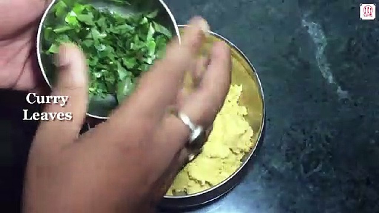 Moong Dal Tikki Chaat | मूंग दाल टिक्की और चाट | Street Style Moong Dal Tikki Chaat