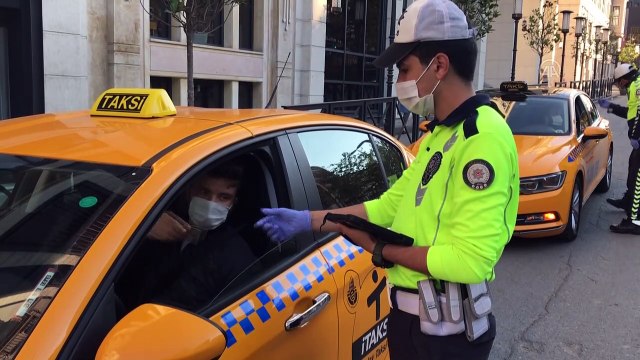 Taksim'de karantina ihlali yapan otobüs şoförü hastaneye götürüldü - İSTANBUL