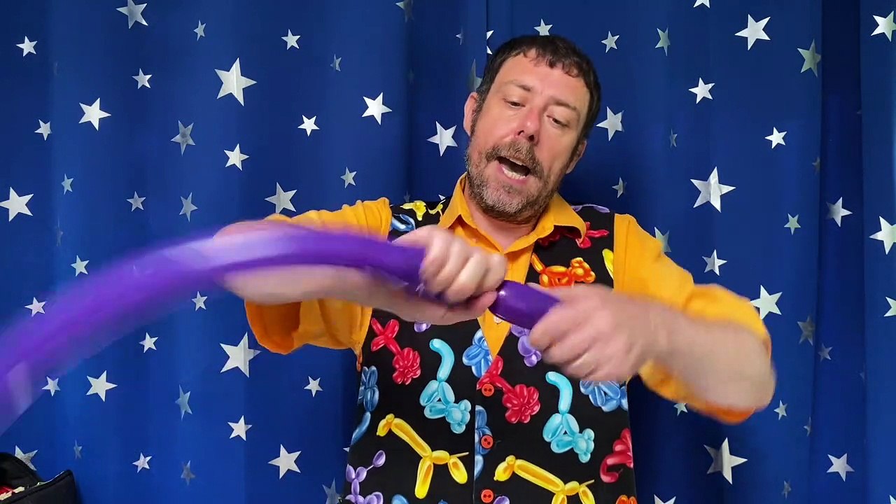 Let's make many dog balloons!