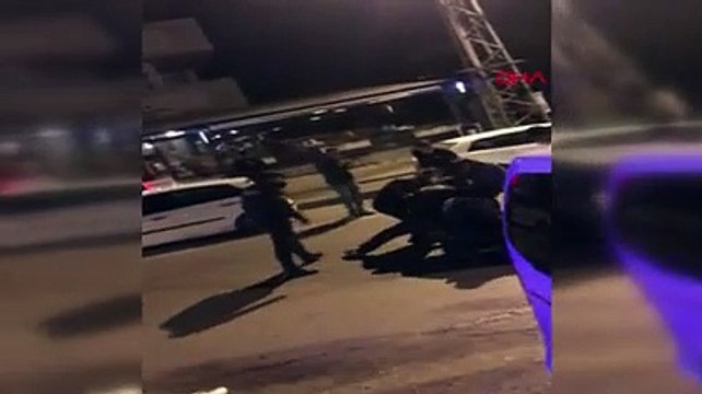 Eğlence mekanına alınmayınca havaya ateş açan polise gözaltı