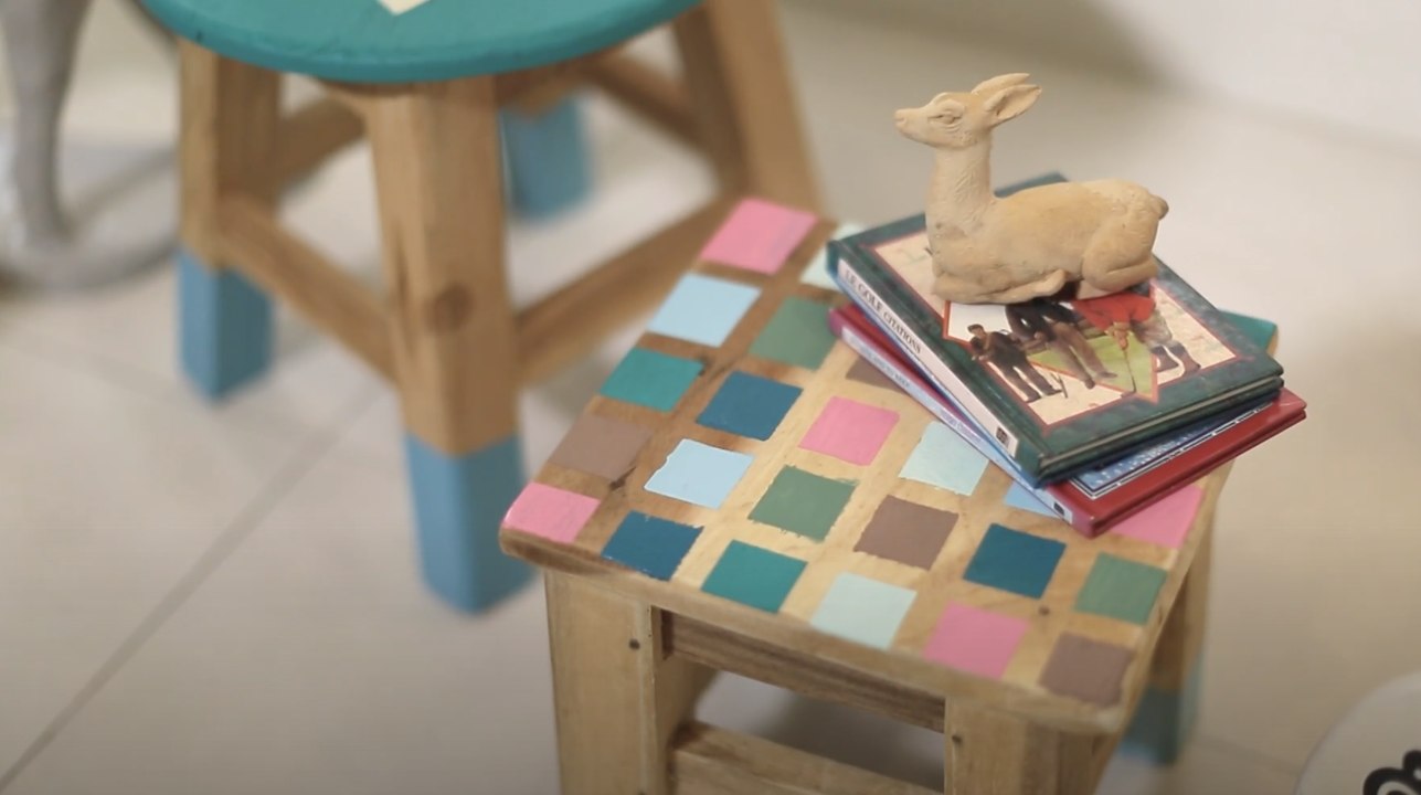 DIY - How To : ระบายสีเก้าอี้ไม้ [1/3]