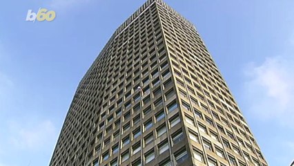 ‘French Spiderman’ Climbs Building Without Ropes While Wearing Cowboy Boots