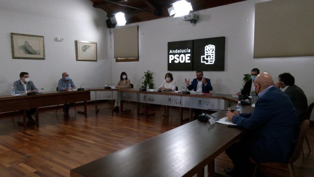 Encuentro entre Susana Díaz y Diego Conesa en Sevilla