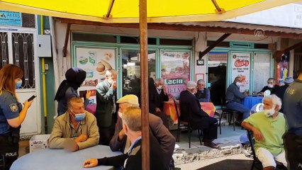 Polis karantinayı ihlal eden Kovid-19 temaslısını kahvehanede buldu - BURSA