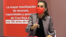 La Reina se pone el 'uniforme de trabajo' para una reunión de la Cruz Roja