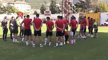 Ömer Erdoğan: "Üç haftadır çok şükür gol yemiyoruz"