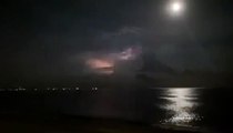 Maltempo, le spettacolari immagini del temporale jonico visto da Furci Siculo