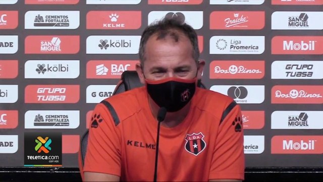 td7-alajuelense-femenino-presento-a-wilmer-lopez-011020