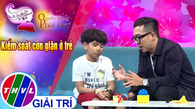 Cha mẹ nên đặt mình vào vị trí của con để thấu hiểu và trò chuyện với con, giúp con quản lý tốt cảm xúc