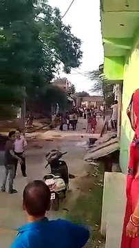 लाइव फायरिंग, हाथ मे तमंचे का वीडियो सोशल मीडिया पर वायरल