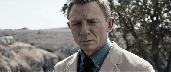 Billie Eilish'in seslendirdiği Bond filmi "No Time to Die"ın müzik videosuna yoğun ilgi