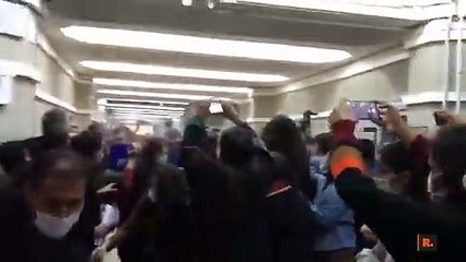 Polis HDP'li vekilleri ve avukatları darp etti