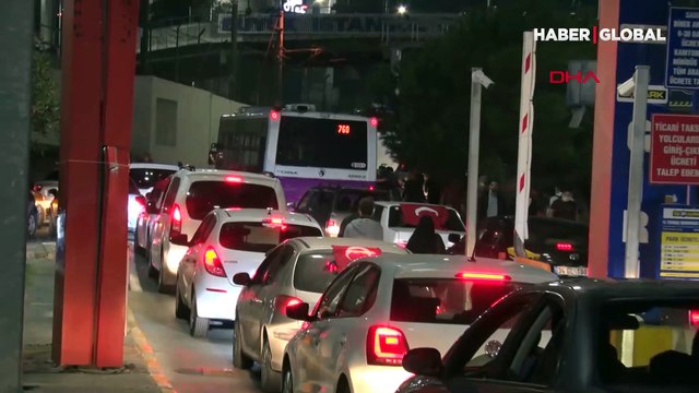 İstanbul'da yasağa rağmen asker uğurlama törenleri devam ediyor