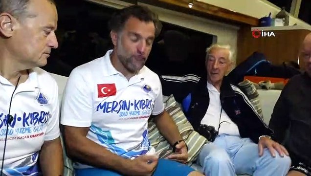 Milli Yüzücü Emre Seven ilk kulacını attı