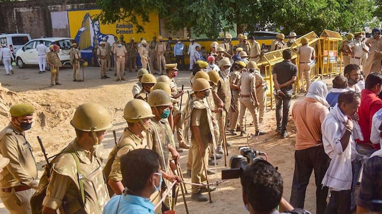 Hathras SDM threatens India Today reporter