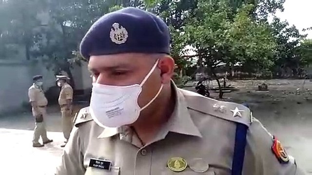 एसपी ने किया कई थानों का औचक निरीक्षण